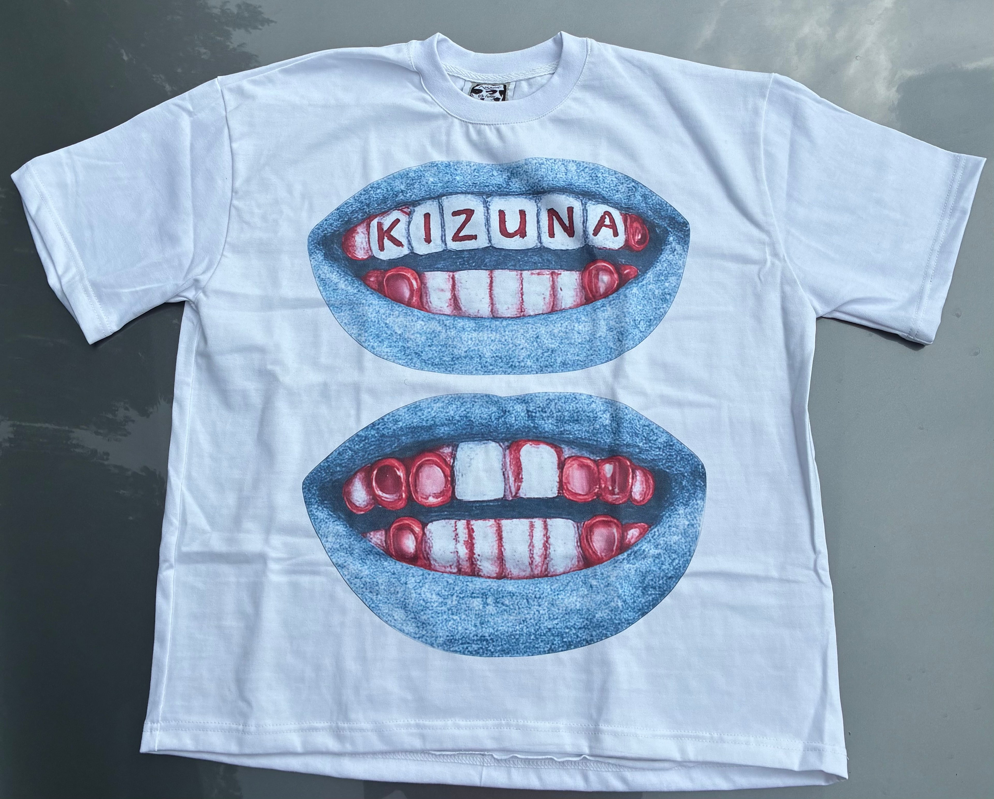 Artic Lips Tee